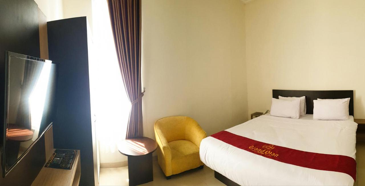 Grand Dian Hotel Guci Теґал Екстер'єр фото