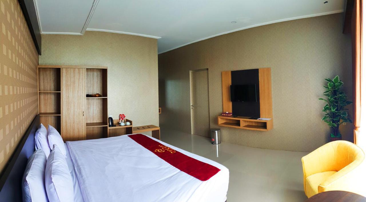 Grand Dian Hotel Guci Теґал Екстер'єр фото