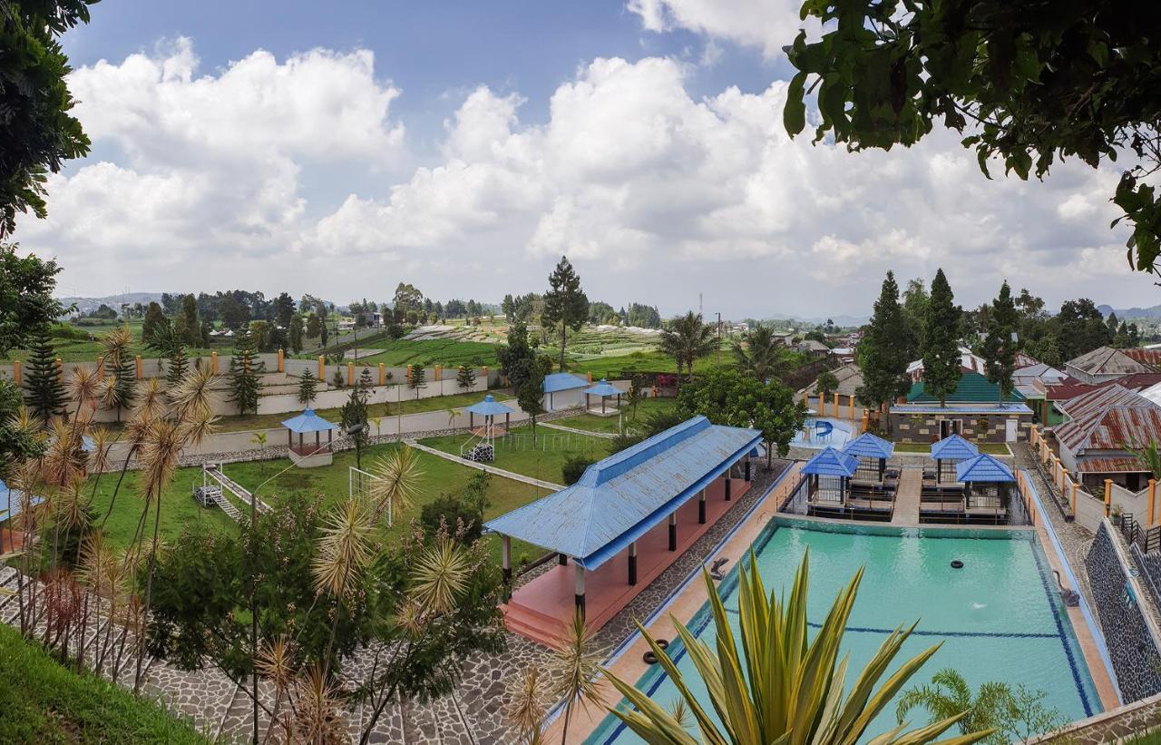 Grand Dian Hotel Guci Теґал Екстер'єр фото